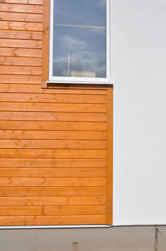 Hardwood Siding Installation detail